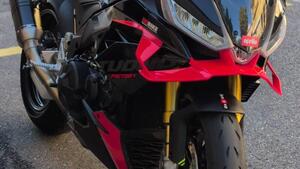 Aprilia Tuono V4 Factory (2025) 