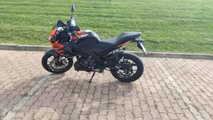 Aprilia Tuono 125 (2021 - 24)  (7)