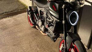 Ducati Monster 937 + (2021 - 25)