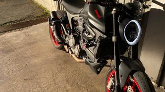 Ducati Monster 937 + (2021 - 25) usata