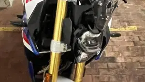 Bmw F 900 R (2021 - 24)  (3)
