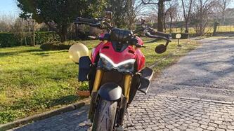 Ducati Streetfighter V4 S (2023 - 24)
