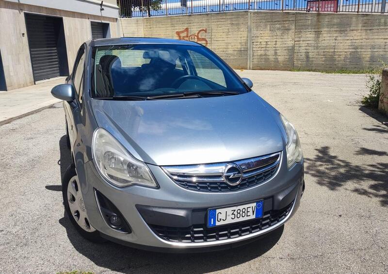 Opel Corsa 1.2 85CV 3 porte GPL-TECH Edition