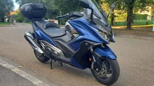 Kymco AK 550 (2020)  (2)