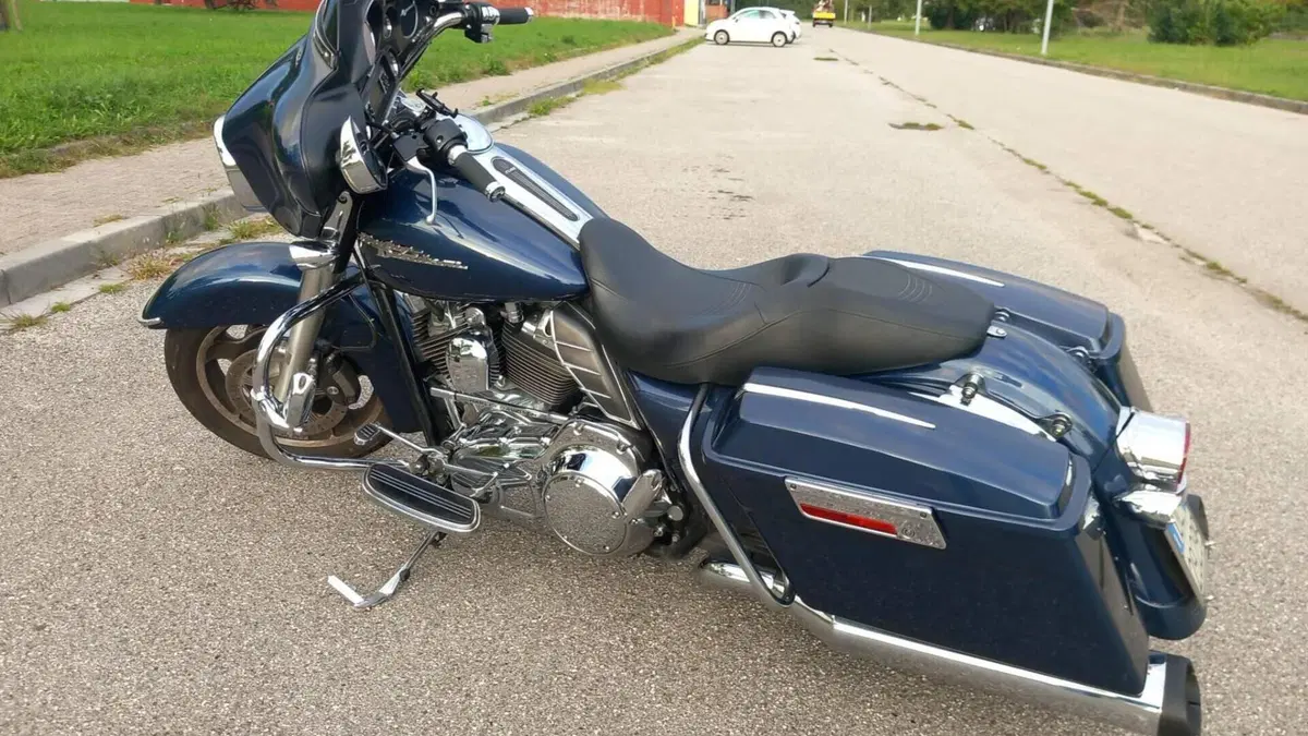 Harley-Davidson 1450 Street Glide (2006 - 07) - FLHX  (5)