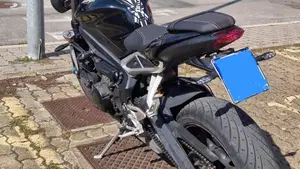 Triumph Street Triple RS (2017 - 19)  (4)