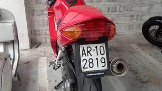 Honda VFR 800 (1998 - 01) usata