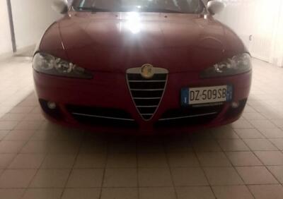 Alfa Romeo 147 1.6 16V TS (105) 5 porte Moving usata