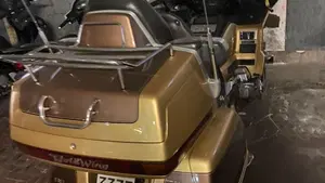 Honda   (4)