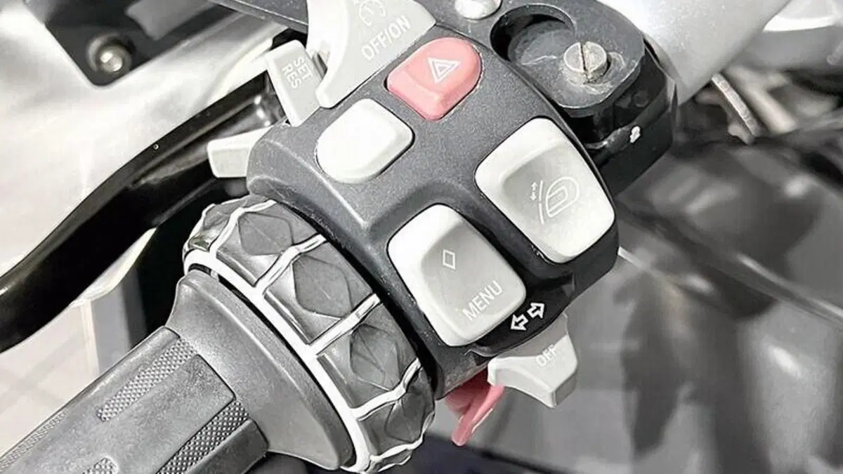Bmw K 1600 GTL (2010 - 16)  (3)