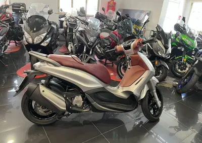 Piaggio Beverly 350 SportTouring ie (2011 - 15) - Annuncio 9839504