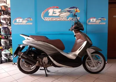 Piaggio Beverly 300 i.e. ABS-ASR (2016 - 20) - Annuncio 9839524