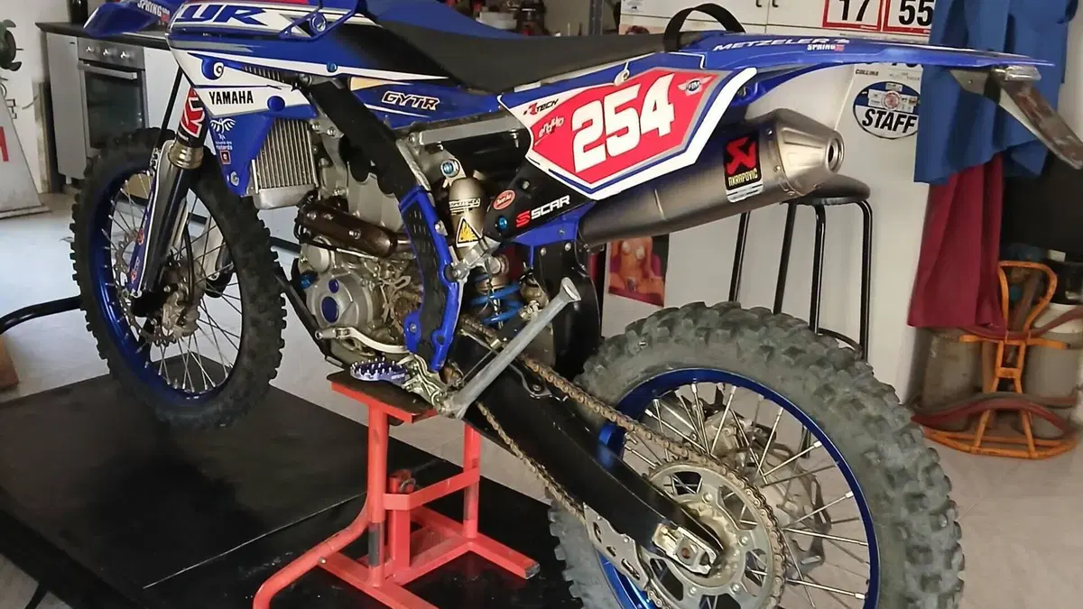 Yamaha WR 250 F (2018)  (2)