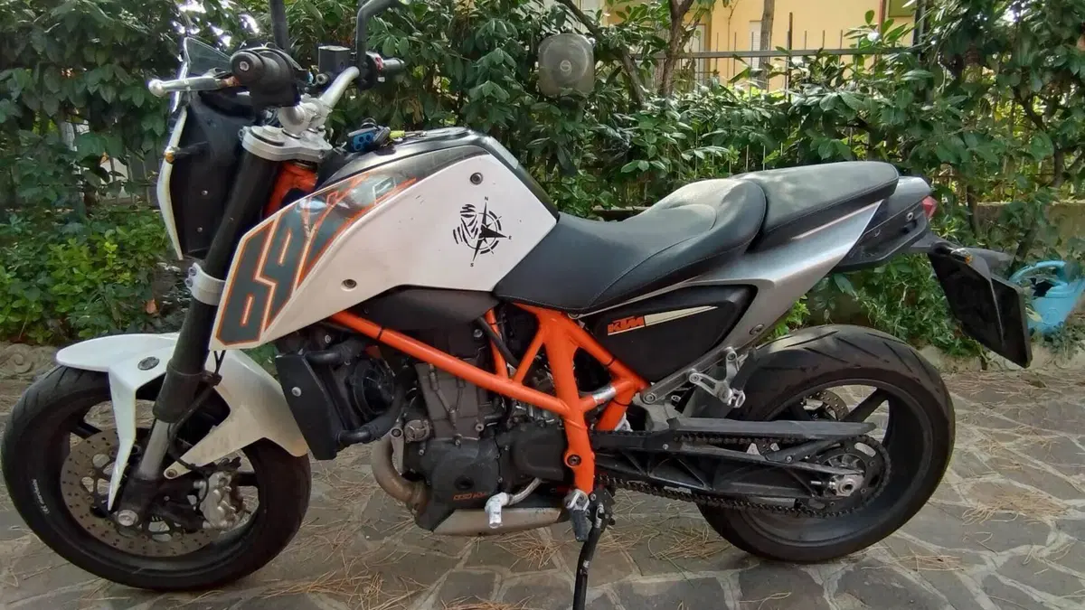 KTM 690 Duke (2012 - 16)  (4)