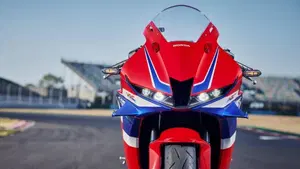 Honda CBR 600 RR (2024 - 26) 