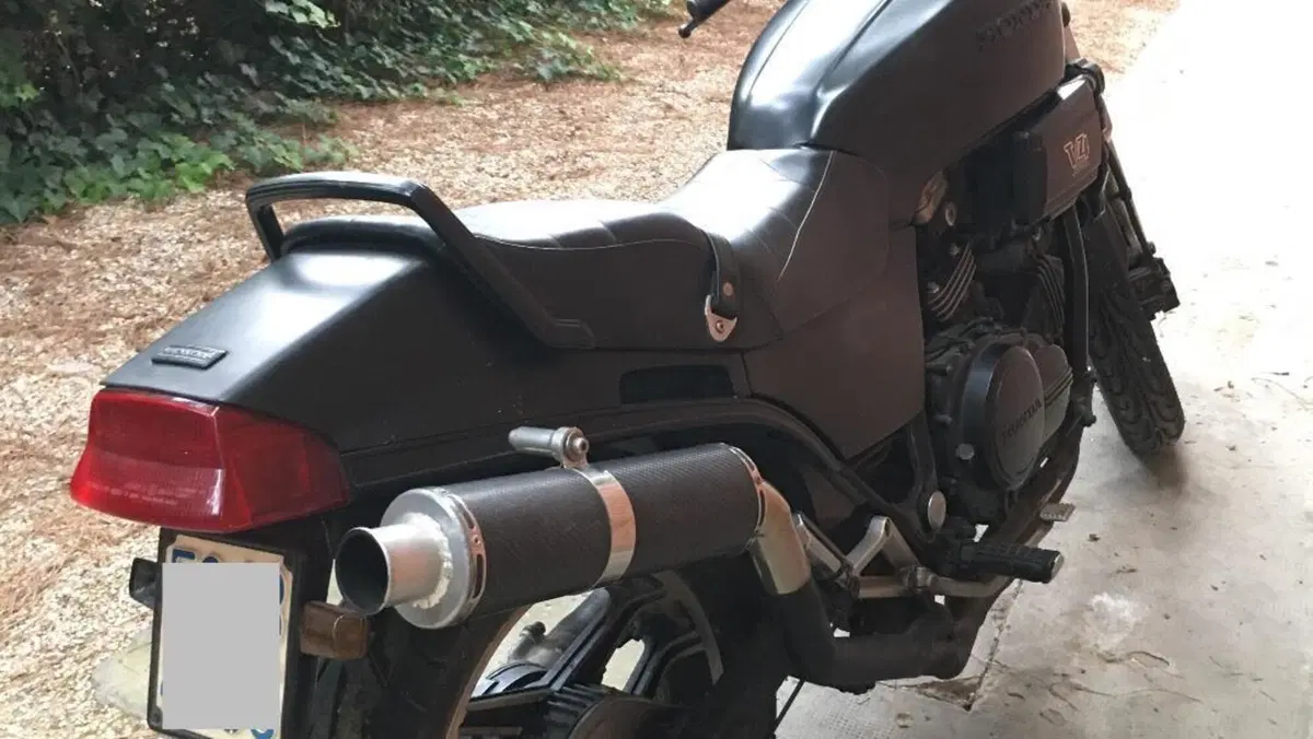 Honda   (2)