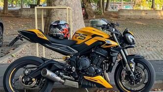 Triumph Street Triple 765 RS (2023 - 25) usata