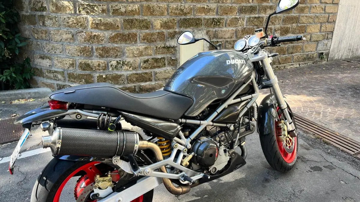 Ducati Monster S2R 1000 