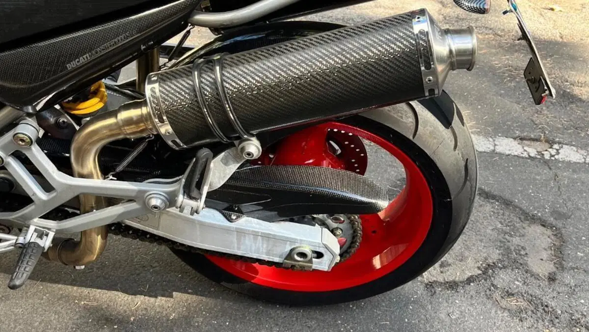 Ducati Monster S2R 1000  (6)