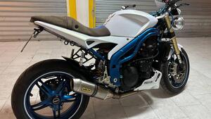 Triumph Speed Triple 1050 (2005 - 11) 