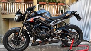 Triumph Street Triple 765 RS (2023 - 25) 