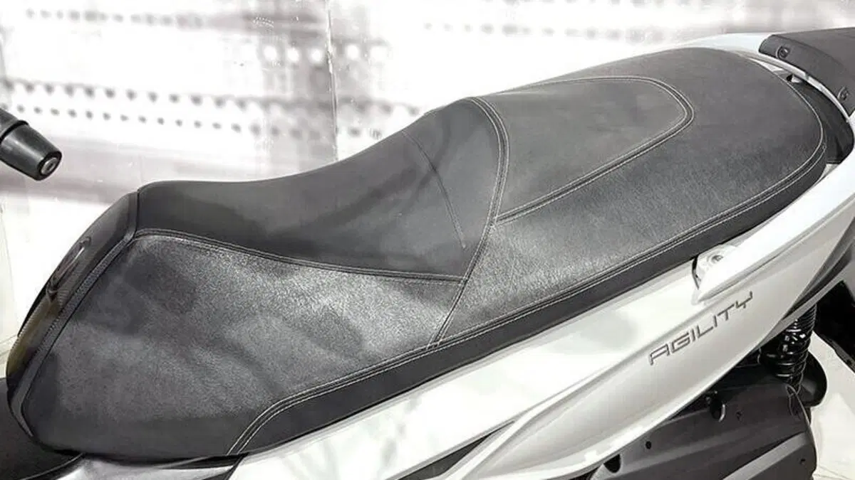 Kymco Agility 300i (2020)  (4)
