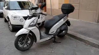 Kymco People 300i GT (2010 - 17) usata
