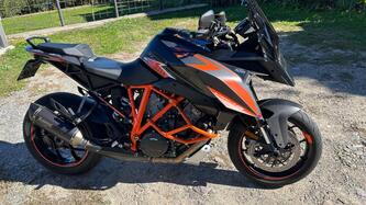 KTM 1290 Super Duke GT ABS (2016 - 18) usata