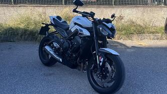 Triumph Street Triple 765 R (2023 - 25)