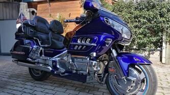 Honda GL 1800 Gold Wing (2000 - 05) usata