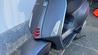 Vespa Sprint 125 (2021 - 24) usata