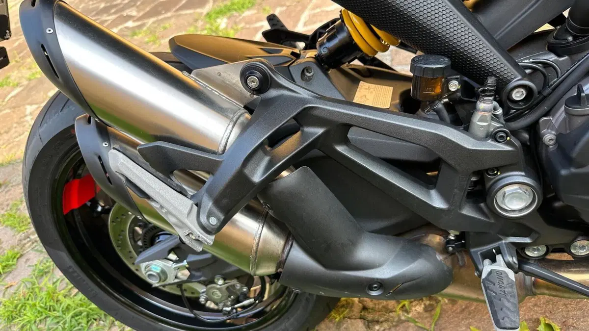 Ducati Monster 937 (2021 - 25)  (9)