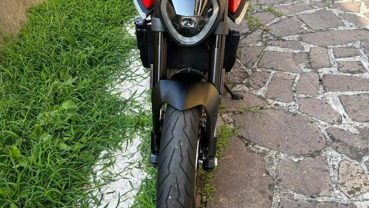 Ducati Monster 937 (2021 - 25)  (11)