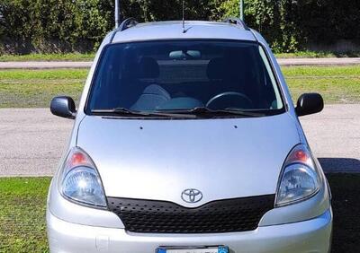 Toyota Yaris D-4D cat 5 porte Sol