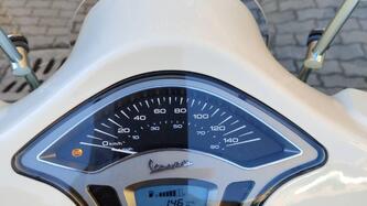 Vespa Primavera 150 (2021 - 23) usata