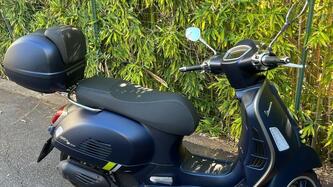 Vespa GTS 125 Super Tech (2023 - 24) usata