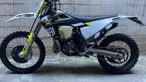 Husqvarna TE 300i Rockstar Edition (2021) 