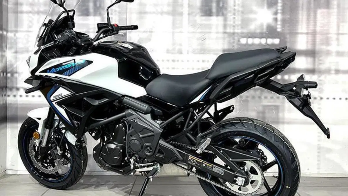 Kawasaki Versys 650 (2025 - 26)  (2)