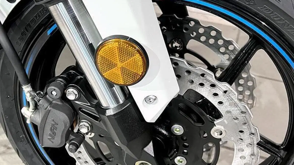 Kawasaki Versys 650 (2025 - 26)  (4)