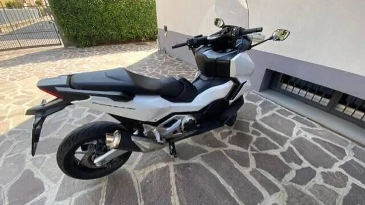 Honda Forza 750 DCT (2021 - 24)  (2)
