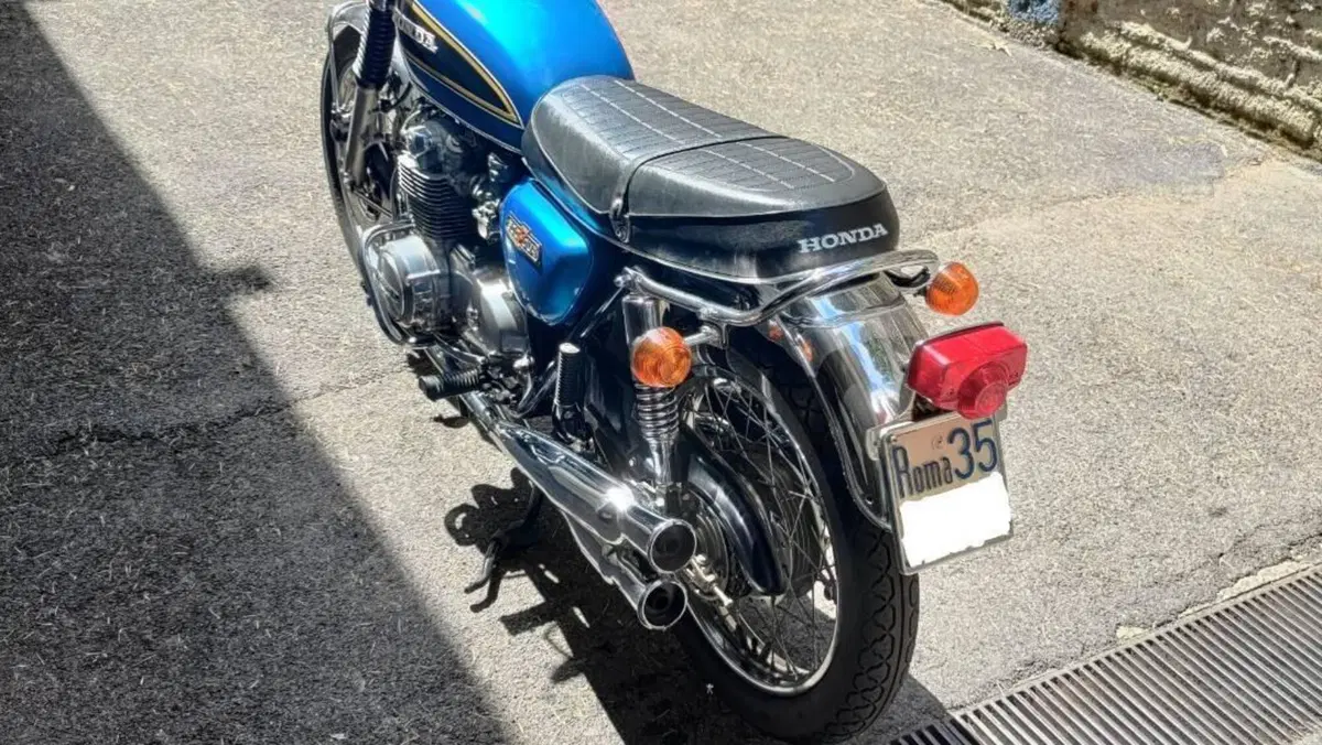 Honda   (2)