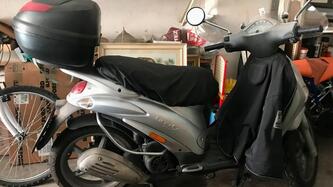 Piaggio Liberty S 200 (2006) usata