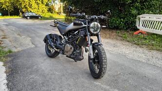 Husqvarna Svartpilen 401 (2021 - 23)