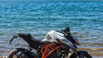 KTM 1290 Super Duke R (2019) usata