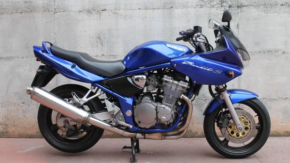 Suzuki   (2)