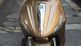 Piaggio Beverly 300 i.e. (2010 - 16)