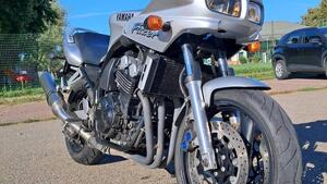 Yamaha FZS 600 Fazer (1998 - 01) 