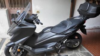 Yamaha T-Max 560 (2020 - 21) usata