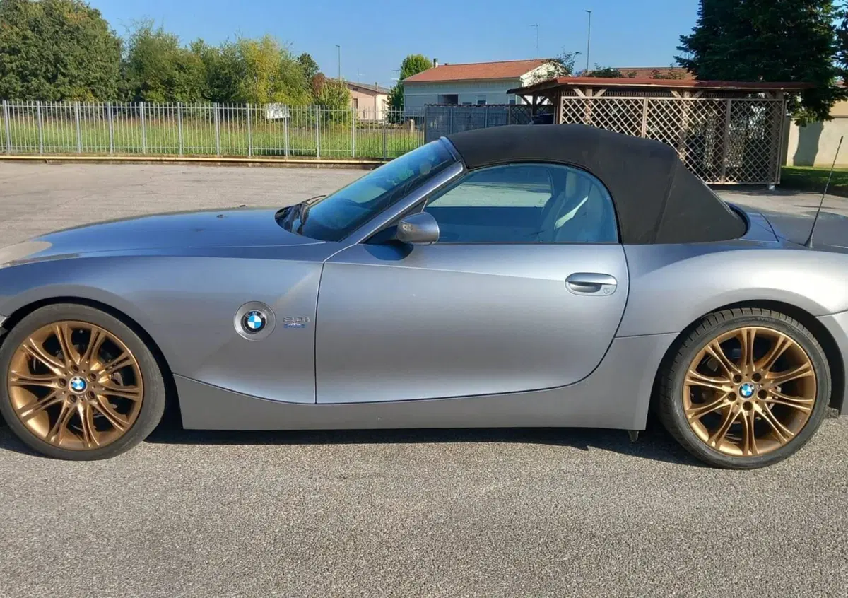 BMW Z4 Cabrio Z4 2.0i cat Roadster (2)