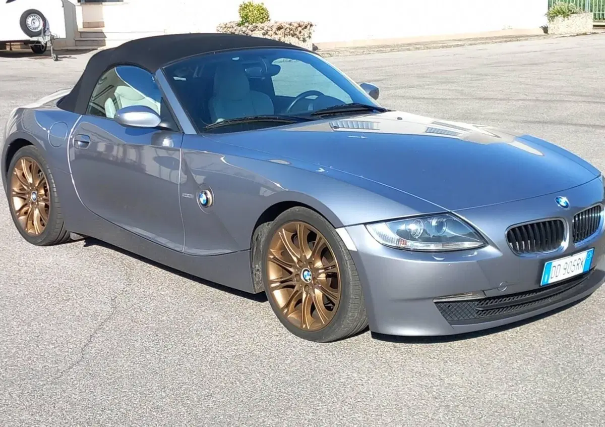 BMW Z4 Cabrio Z4 2.0i cat Roadster (4)